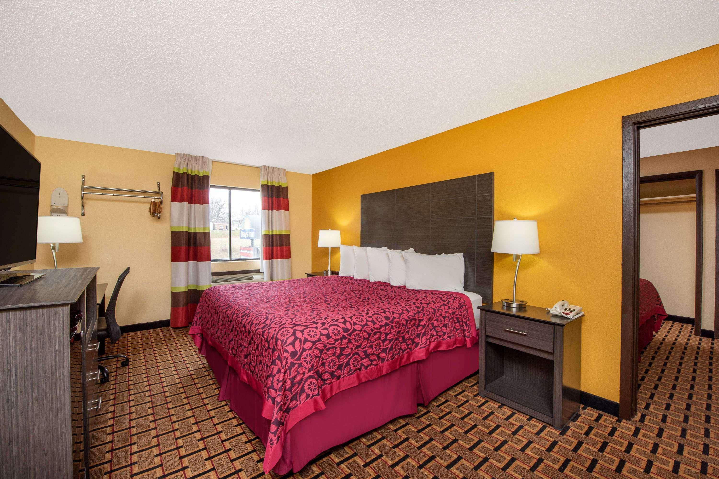 Days Inn By Wyndham Carthage Extérieur photo
