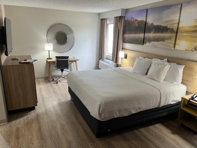 Days Inn By Wyndham Carthage Extérieur photo